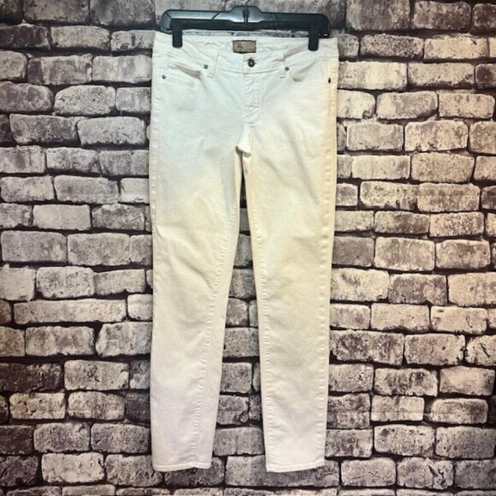 Paige White 5 Pocket Style Jeans Size 28